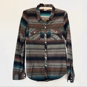 Roxy Long-sleeved women’s buttondown